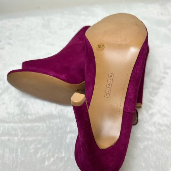 Vince Camuto Fuchsia Peep-Toe Heels - Picture 6 of 6